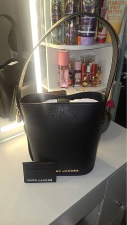 Marc Jacob’s bucket bag and wallet