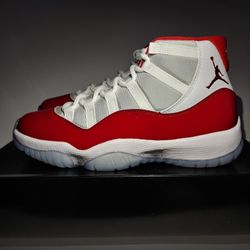 Air Jordan 11 Retro Cherry