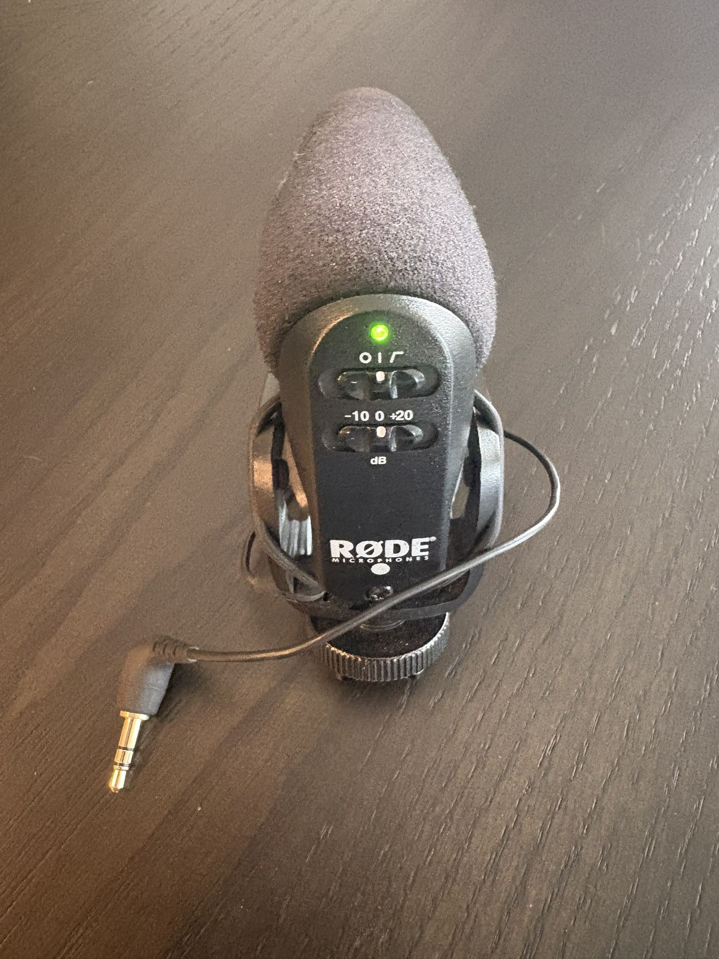 RODE VideoMic Pro Camera-Mount Shotgun Microphone