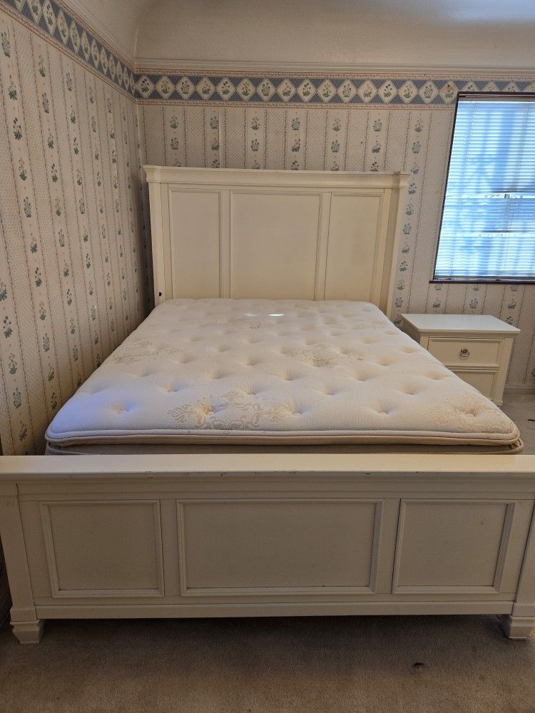 Queen Bed Set, Includes Frame, Pillow Top Mattress, And Side Table, The Brand Is Ashley Furniture, Great Condition