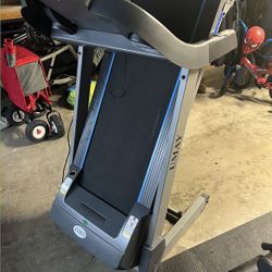 UMAY Foldable Treadmill -  MUST GO