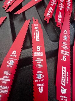 Sawzall blades, soso, 9” marca diablo para metal y madera con clavos
