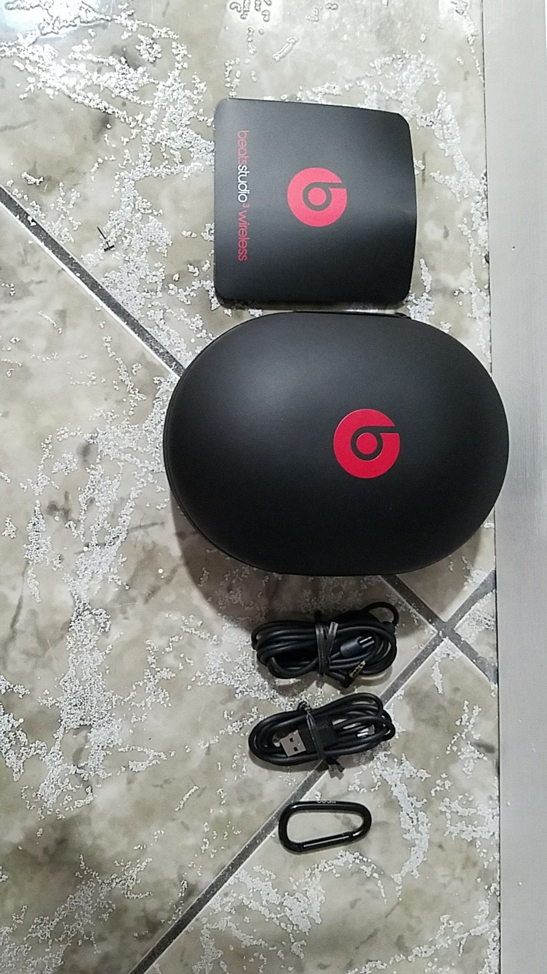 Beats by Dr. Dre Studio 3 MQ562LL/A