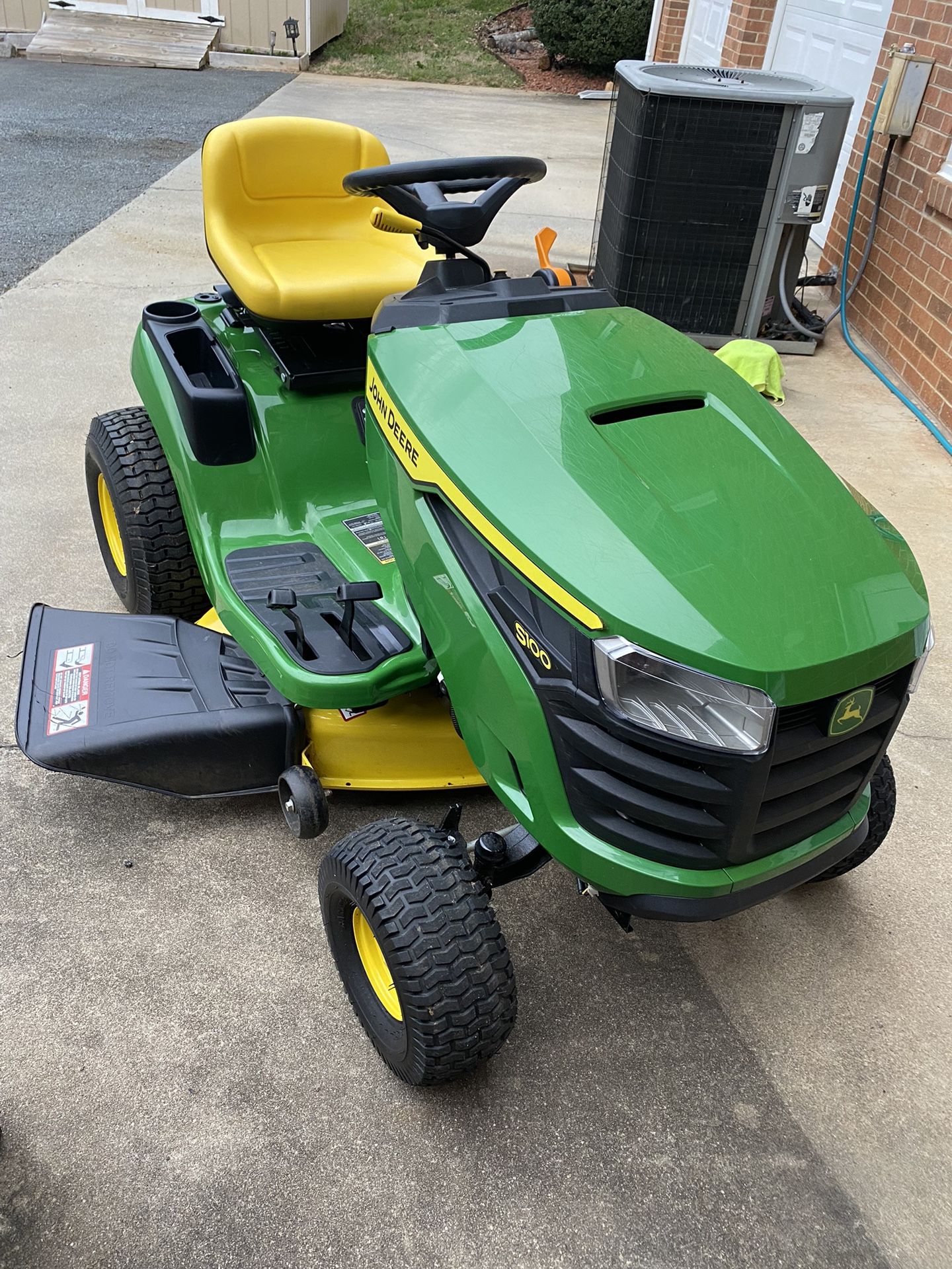 John Deere S100 for Sale in Rural Hall, NC OfferUp
