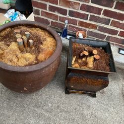 Two Nice Pots, A Big Heavy One (NO DRAINAGE) And A Small One Different Material (NO DRAINAGE)$50, And $15 They Both Have Foam