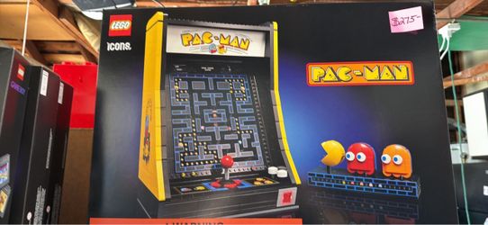 LEGO Icons PAC-MAN Arcade Set