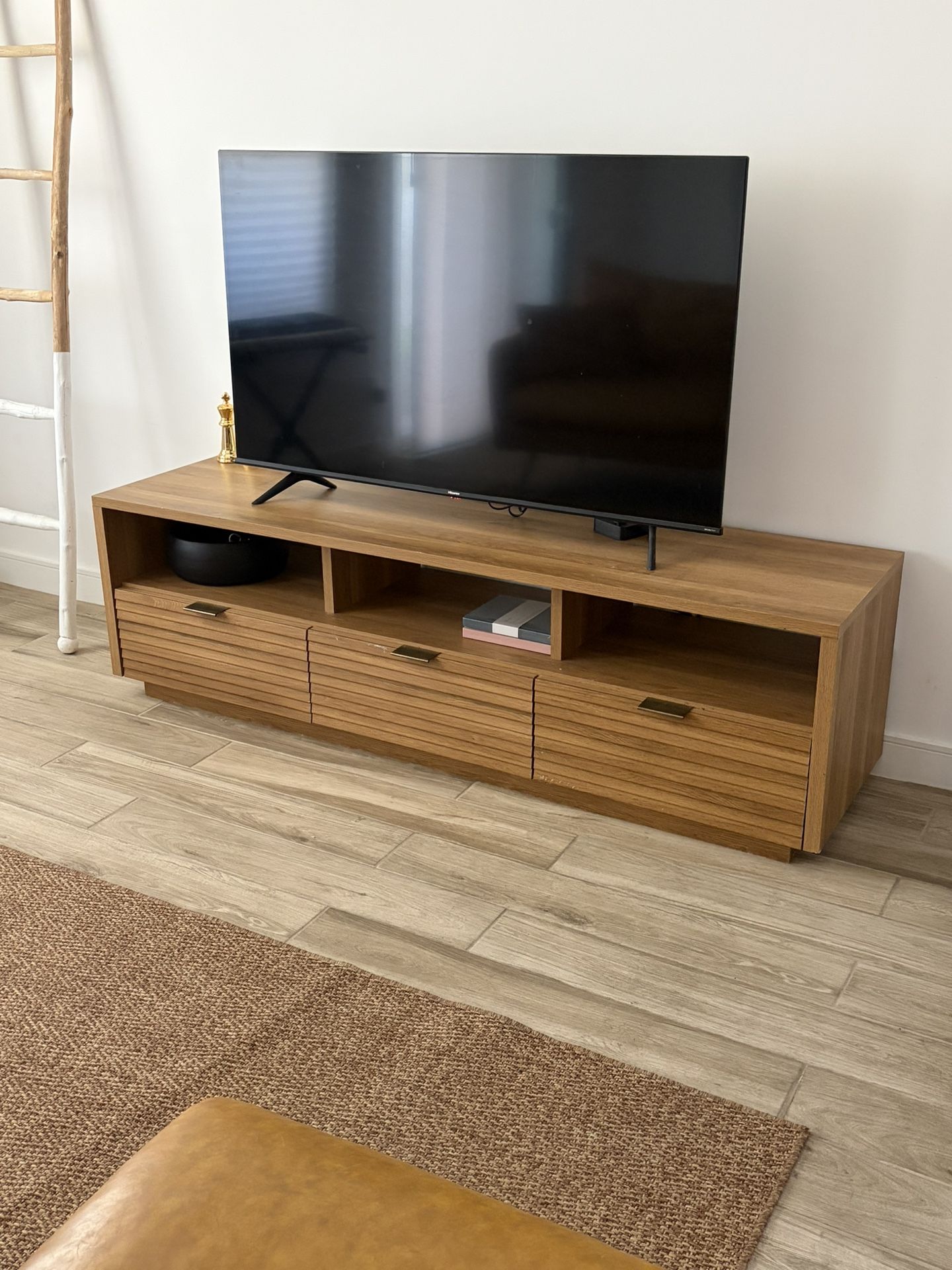Modern TV Stand