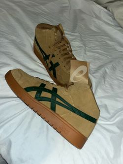 Asics Japan mid top pro