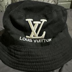 LV bucket hat
