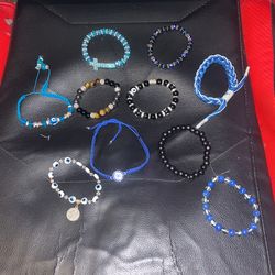 Bracelets 