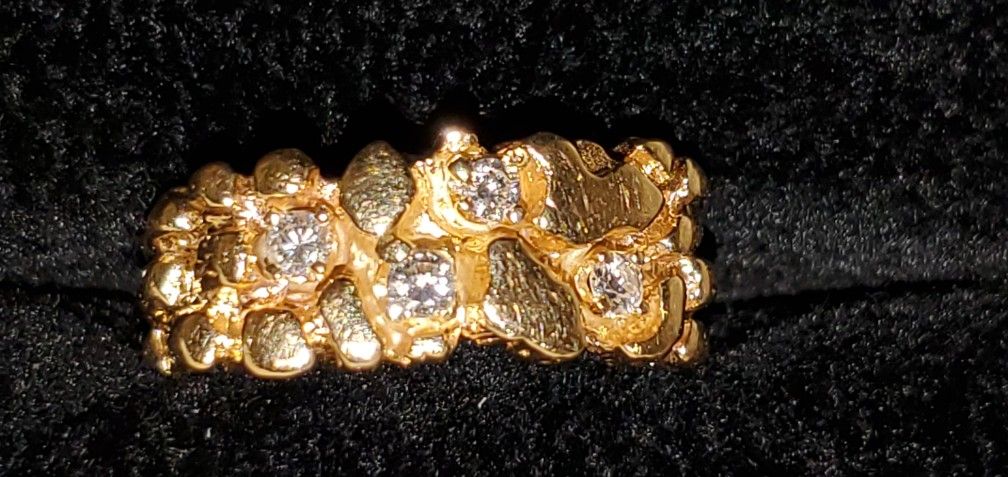 14k GOLD NUGGET VINTAGE RING DIAMONDS