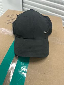 Nike Black Baseball Cap with Silver Swoosh