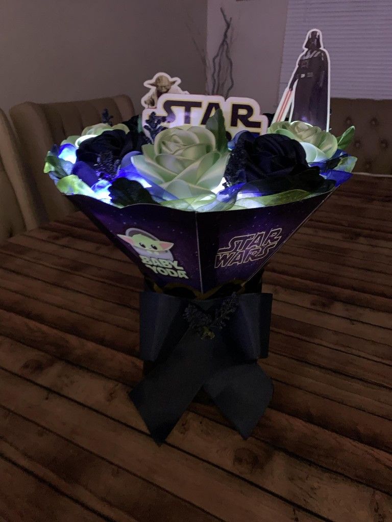 Eternal Rose Bouquet/ Ramo De Rosas Eternas