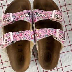 Disney birkenstock store
