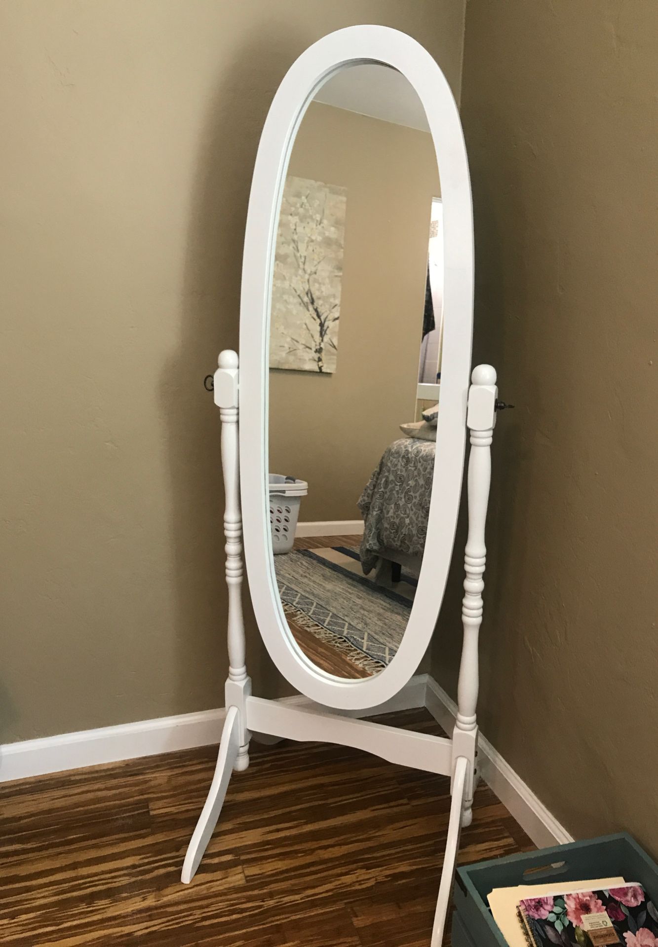 Standing Mirror- white