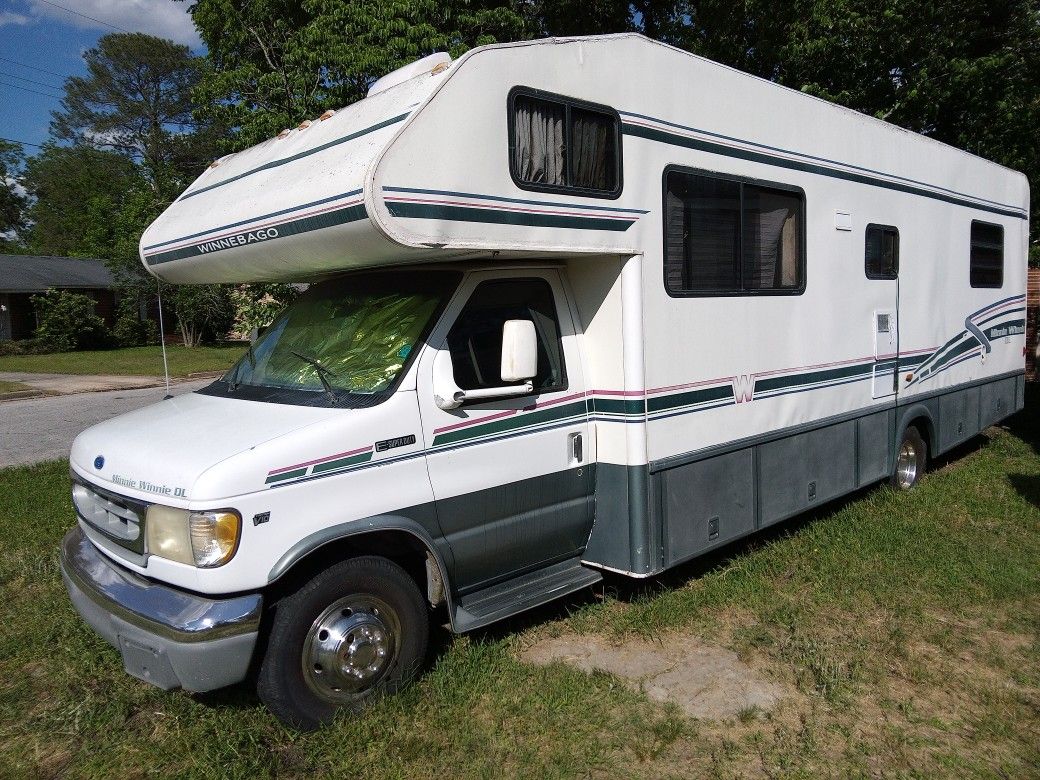 1997 Winnebago Minnie Winnie 31WQ