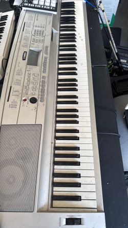 Piano good everything work