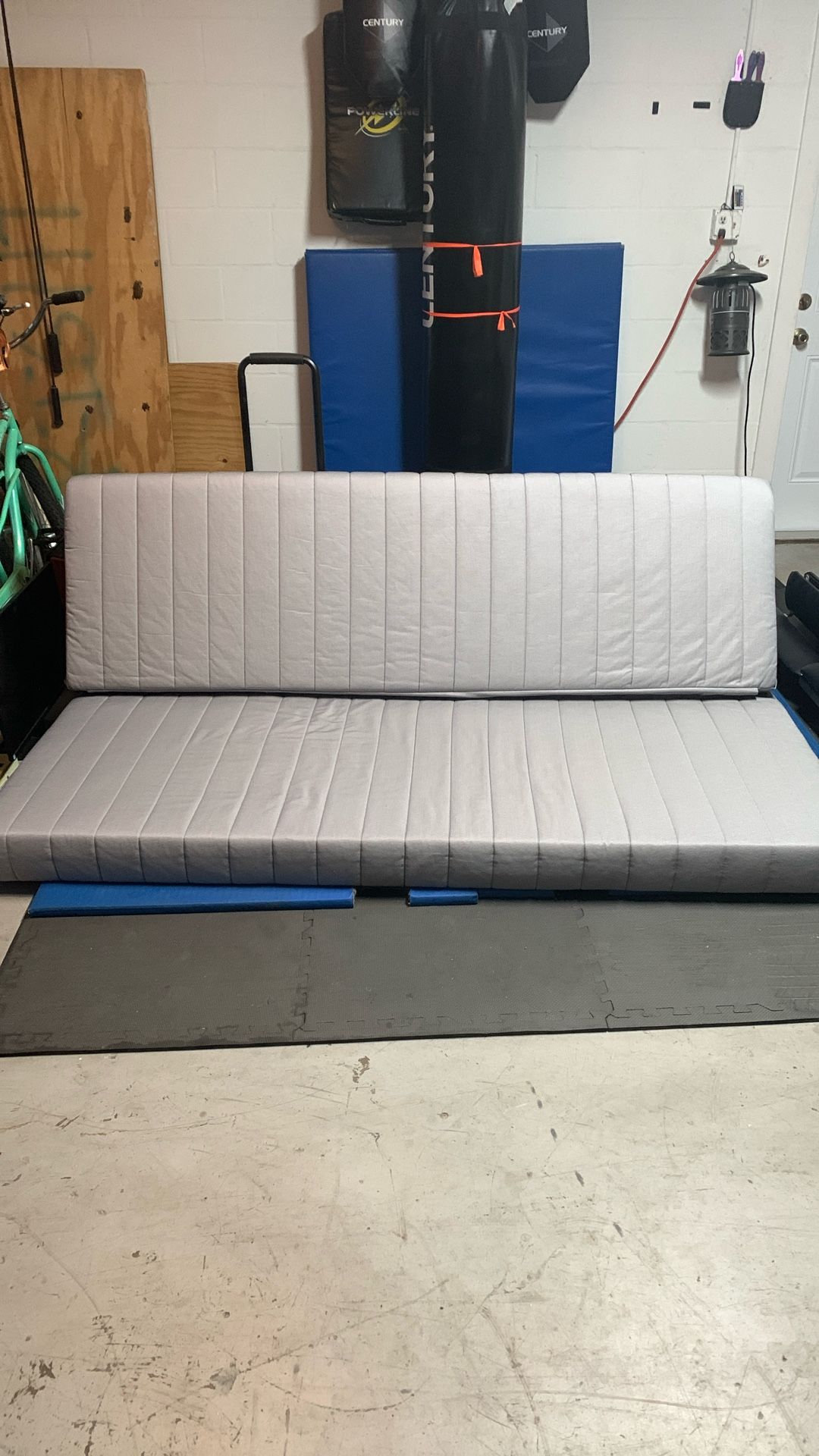 FREE Queen-sized Futon Mattress. Excellent Condition !!