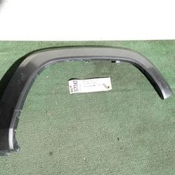 2016-2021 TOYOTA TACOMA LEFT FRONT WHEEL FLARE FENDER ARCH MOLDING OEM AW67342