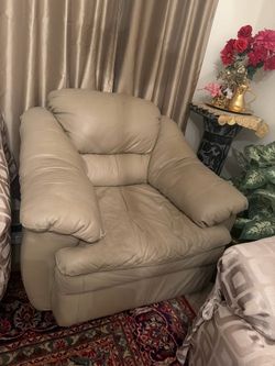 Leather sofa set