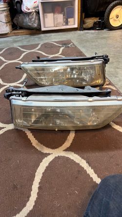 Head light assembly.