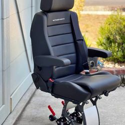 Scheel-Mann Vario F Rear Van Passenger Seat w/ smart legs base.