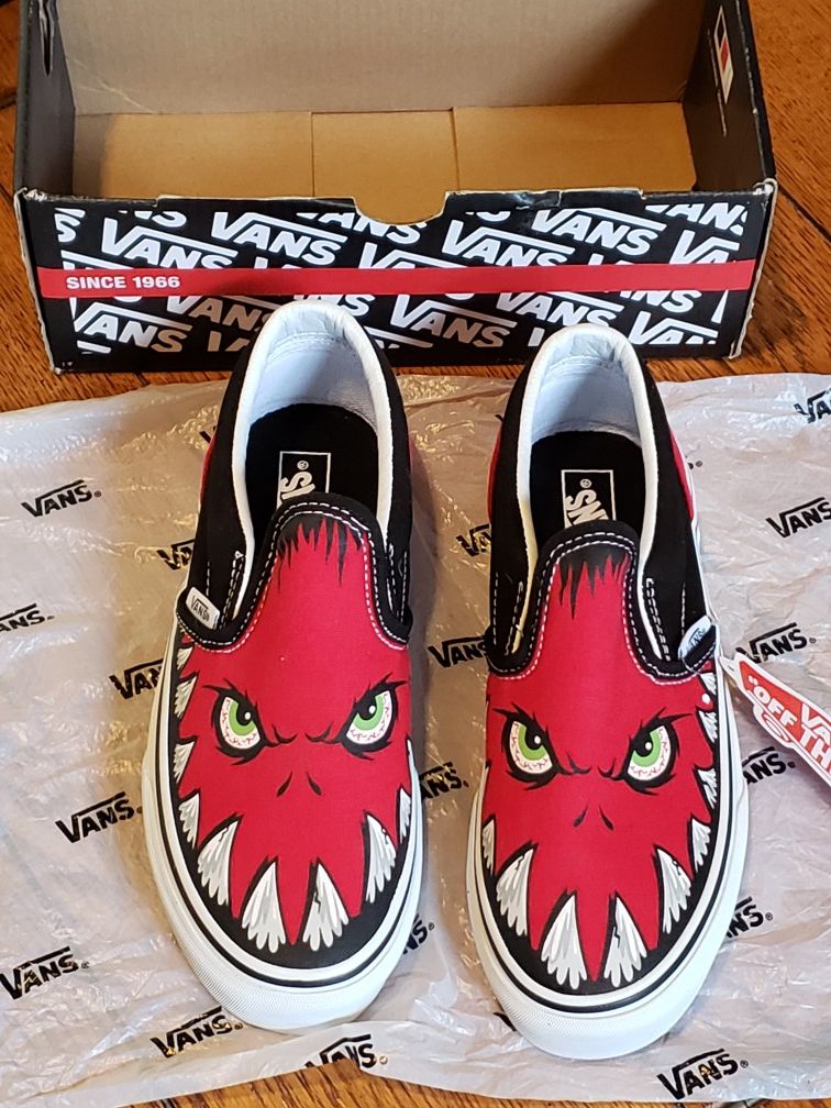 CUSTOM SUPREME DRIP VANS 