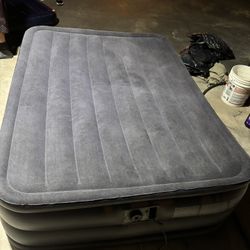 Air Mattress 
