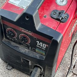 Lincoln Electric 140 Amp Weld Pak 140 HD MIG Wire Feed Welder with Magnum