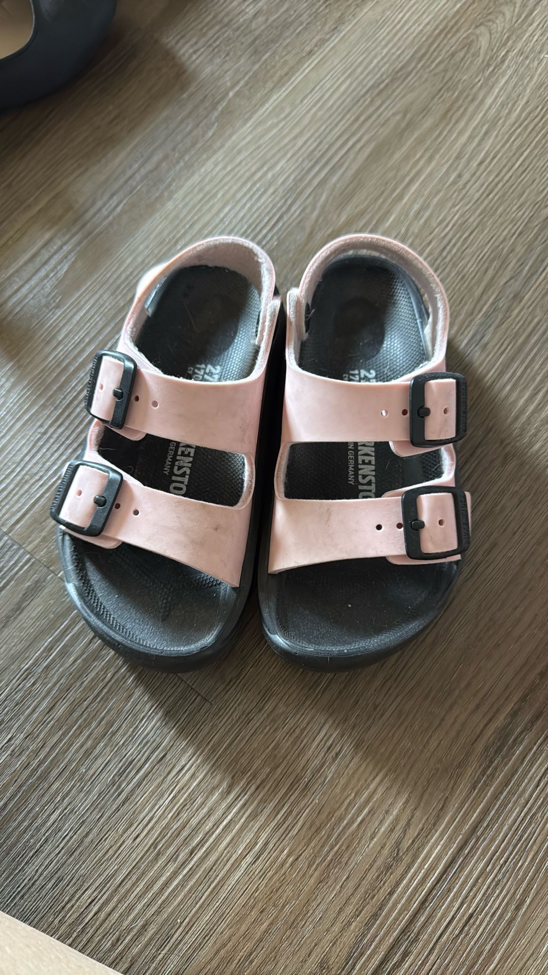 Birkenstock Kids Size 27