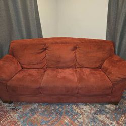 free sofa pick up RN