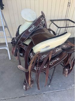 Montura
