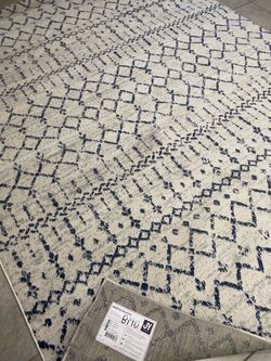 Blue geometric pattern 8x10 traditional area rug