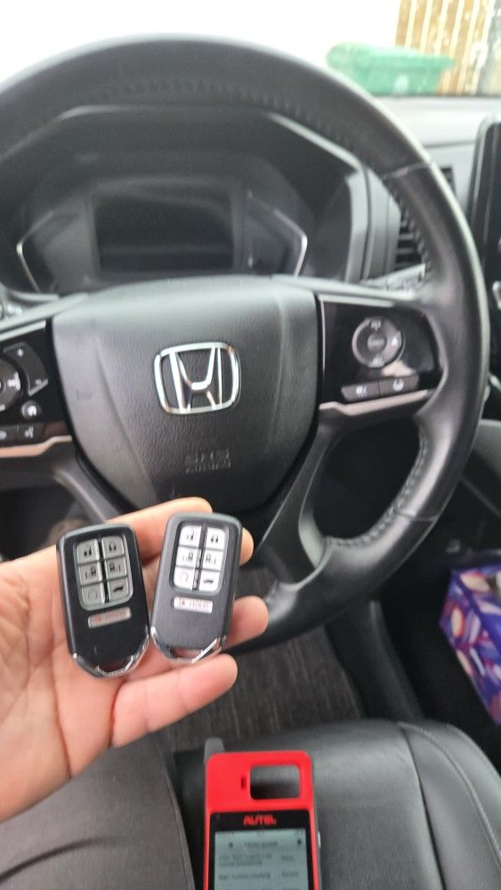 Do you have only one car key?
Have you lost your keys?
Do you need extra keys?
