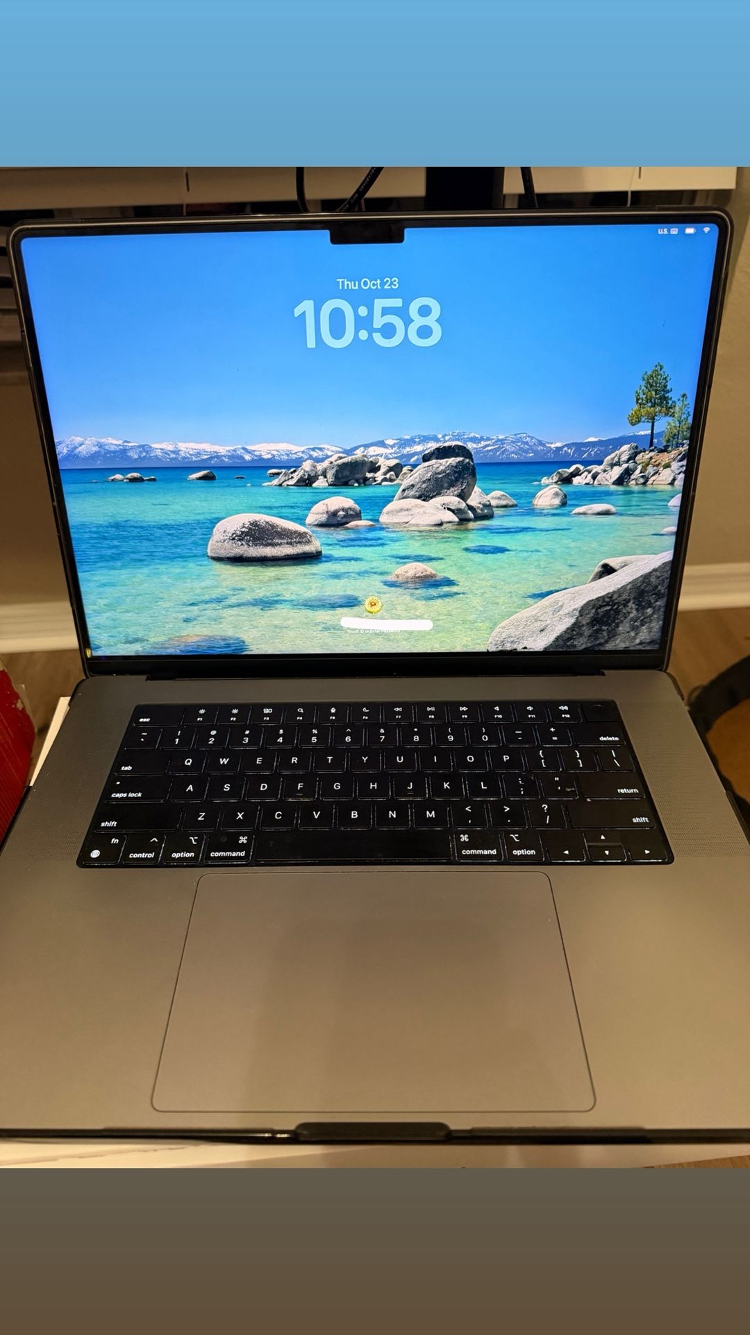 💻 MacBook Pro 16” (2023) M2 Pro – 16 GB / 1 TB – Great Condition