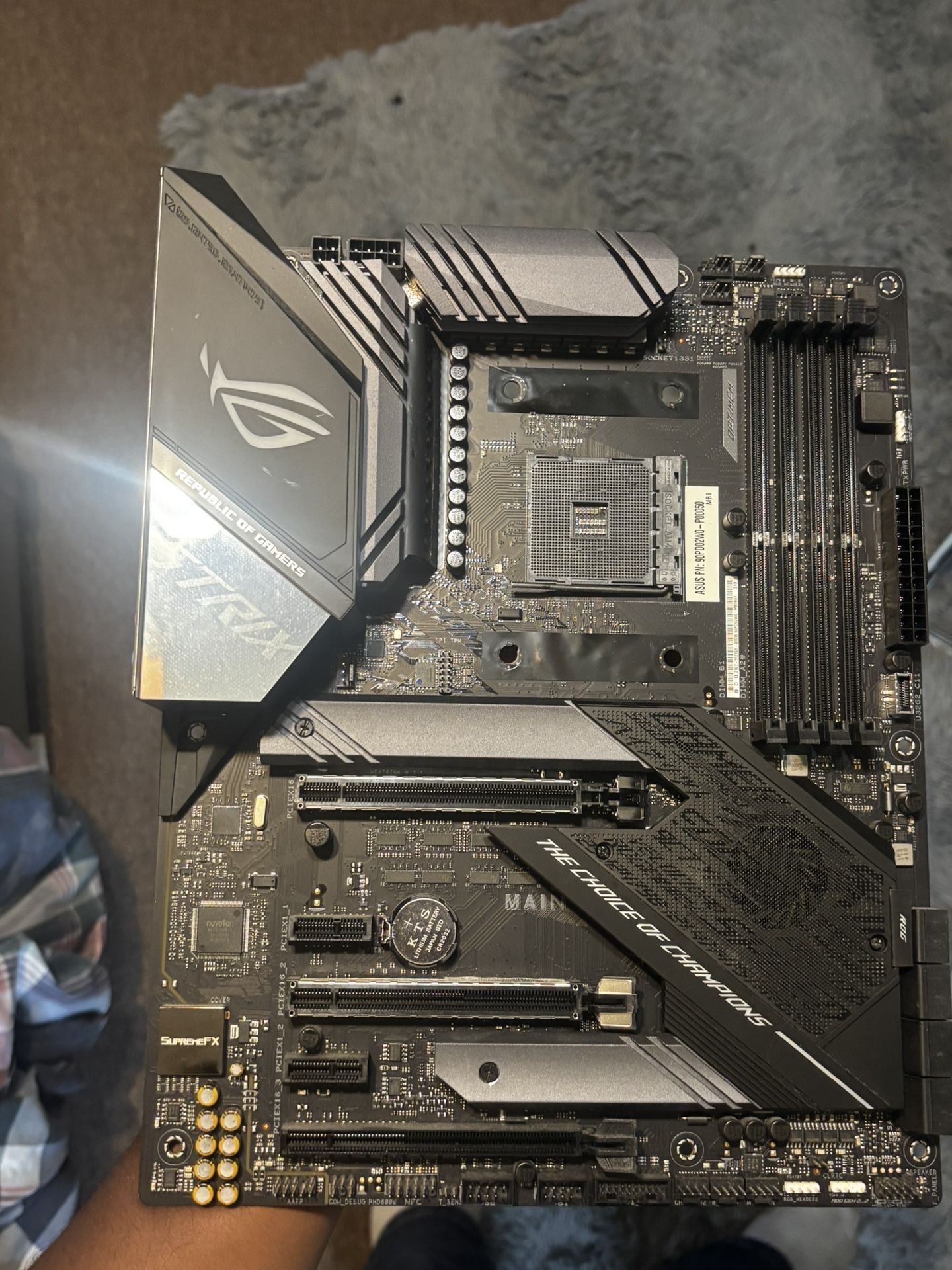 ASUS ROG Strix X570-E