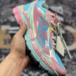 Off-White™ Be Right Back Sneaker BRB 8