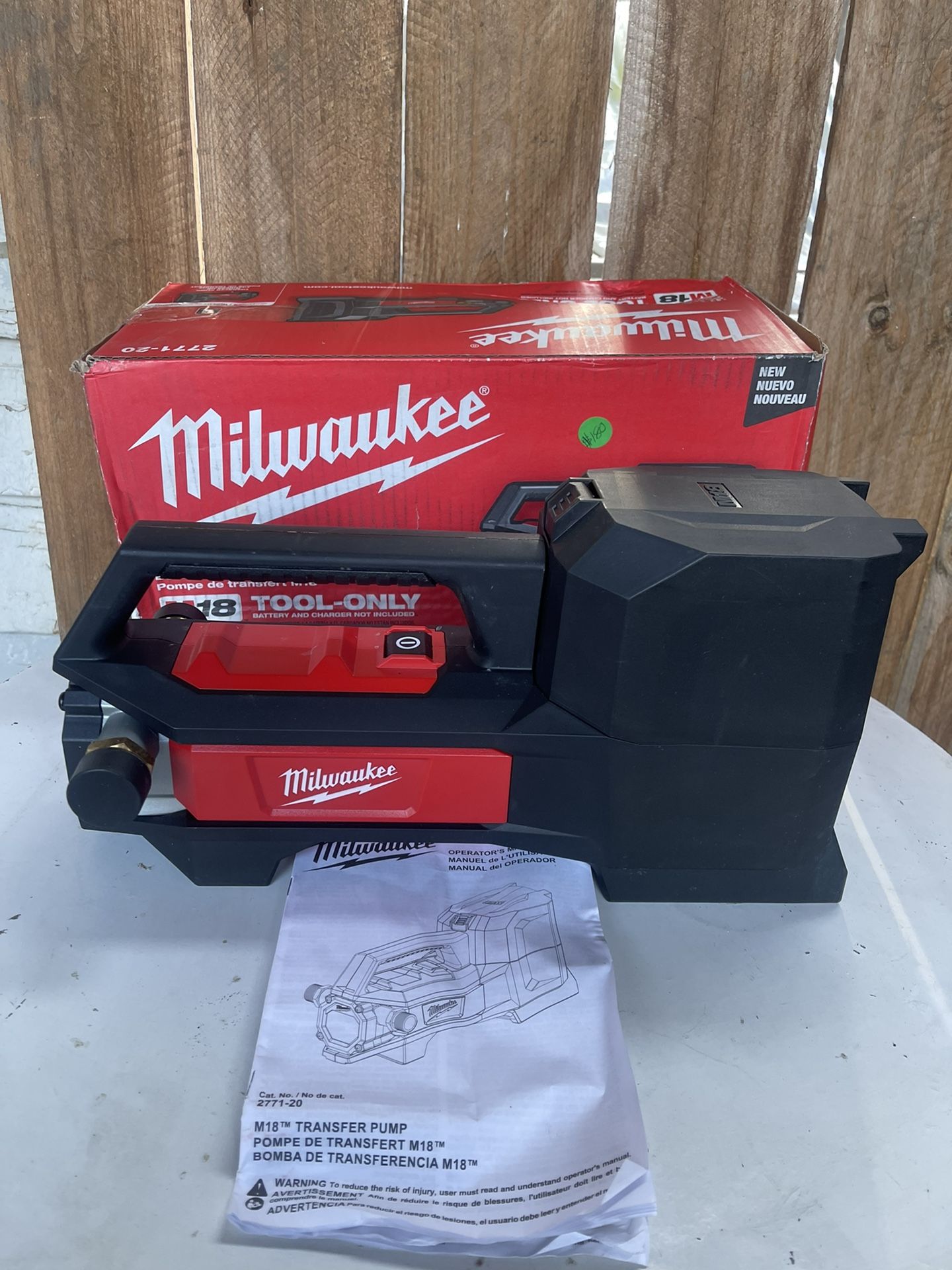 Milwaukee M18 18 Volt 1/4 HP Lithium Ion Cordless Transfer Pump (Tool Only