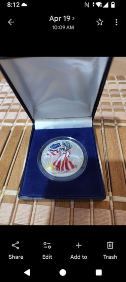 1999 American Eagle Colorized Silver Dollar With Certificate of Authenticity