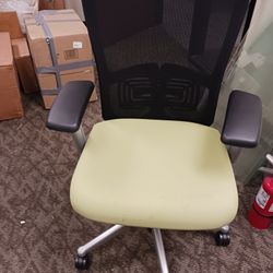Haworth Very Chair Mesh Back Fully Adjustable 