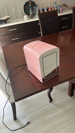 Paris Hilton mini fridge
