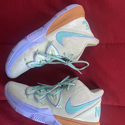 Nike Kyrie 5 "SquidWard edition" size 10/5