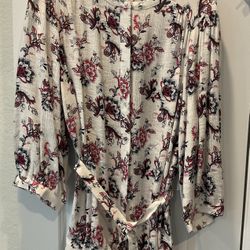 NWT Liz Claiborne Blouse Tunic Navy Paisley. Size XXL