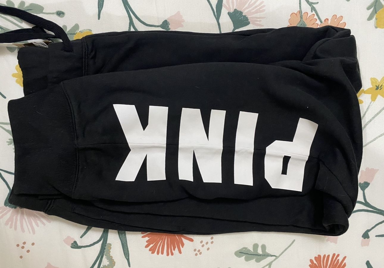 New With Tags VS Pink Joggers