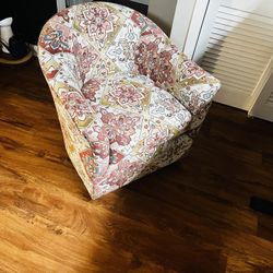 Boston Interior Vivan Chairs 