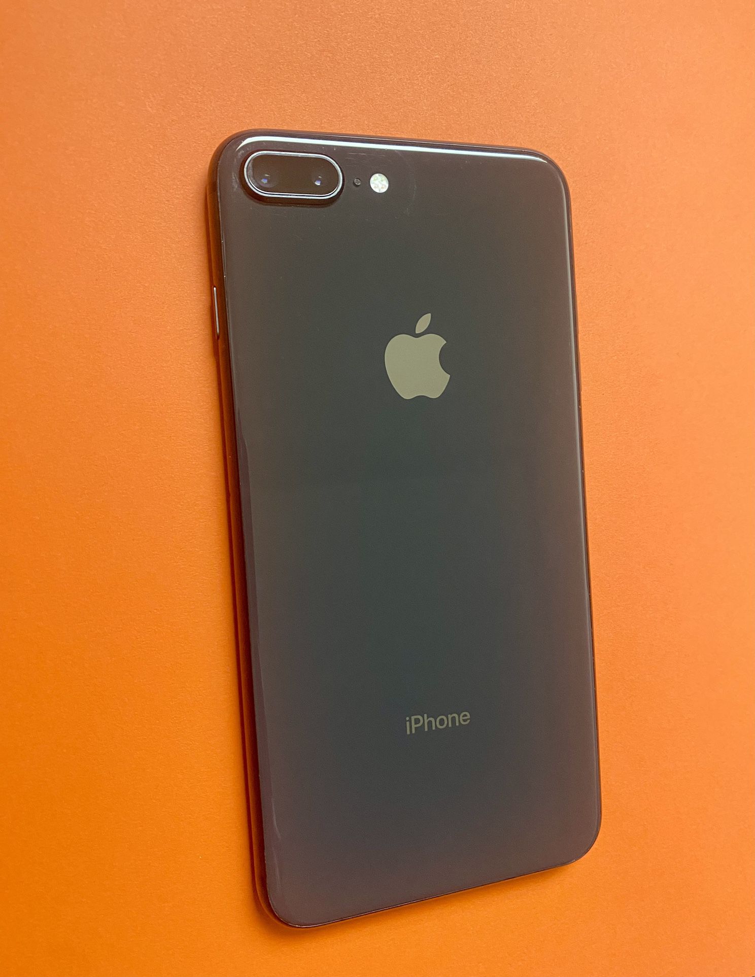 iPhone 8 Plus Unlocked 64GB Gray