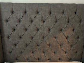 Tufted Queen Bed & Mattress