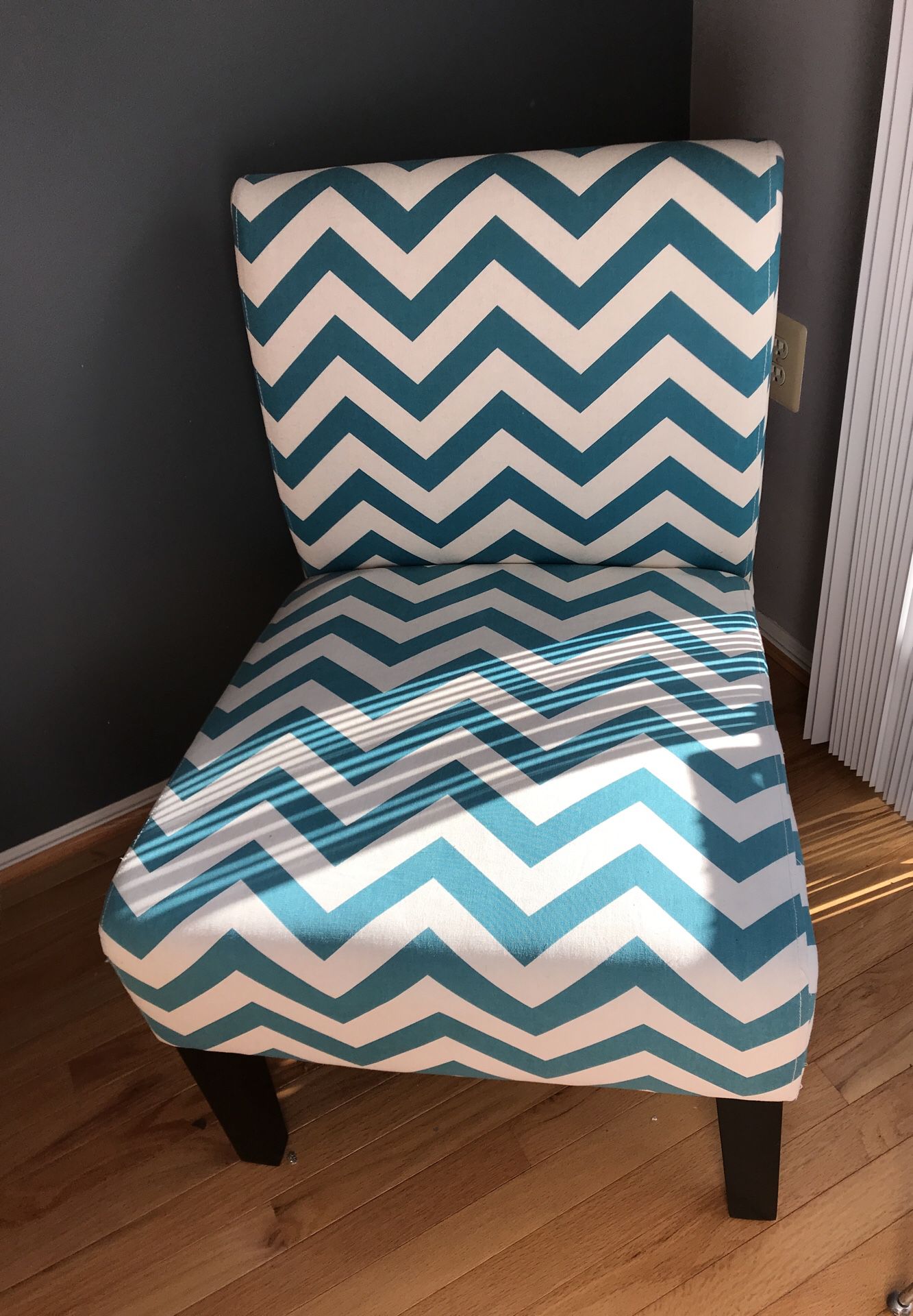Accent Chair New Condition