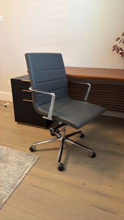 Rove concepts desk chair