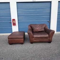 Leather Arm Chair Ottoman - ROBISON & ROBISON 